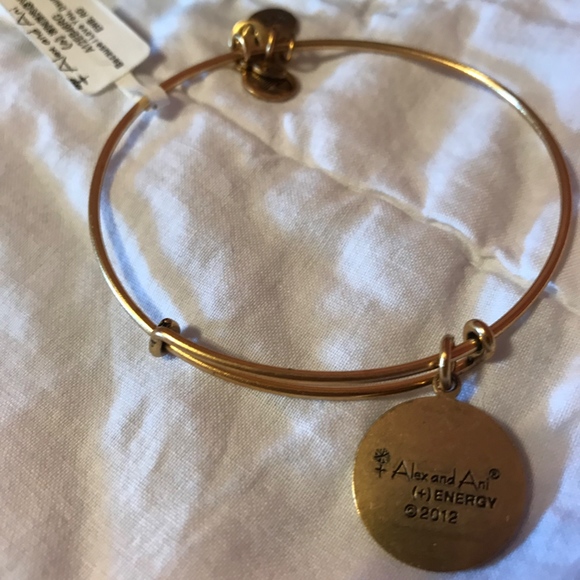 Daughter Bracelet - Picture 7 of 8